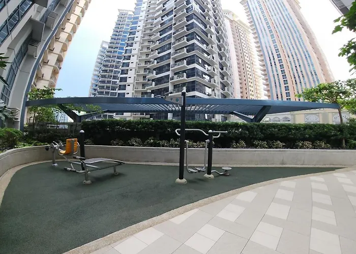 Apartment 22e Bgc Unit 3 Mins Walk To The Venice Grand Canal Mall Pet Friendly *