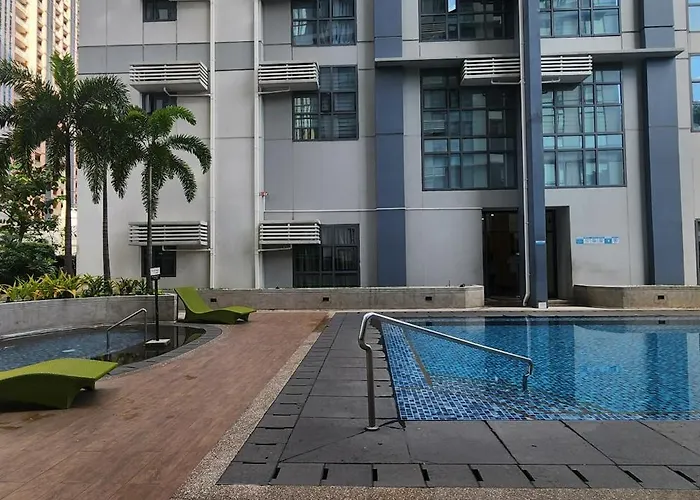 Apartment 22e Bgc Unit 3 Mins Walk To The Venice Grand Canal Mall Pet Friendly *