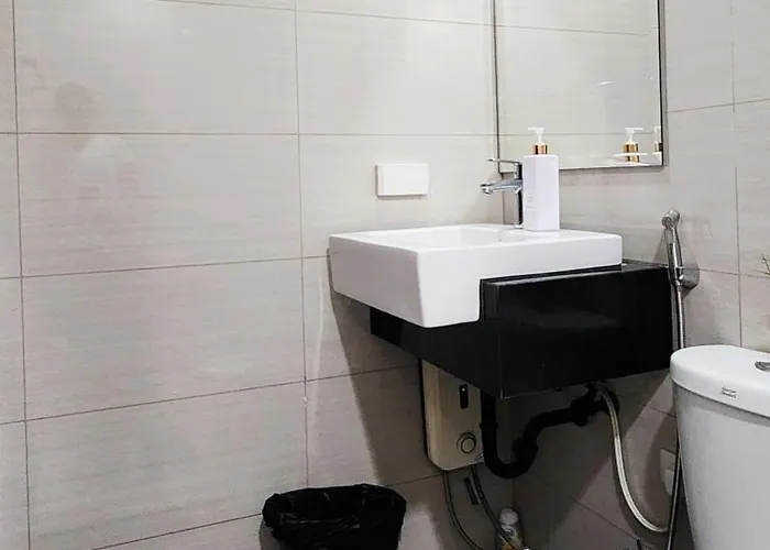 Apartment 22e Bgc Unit 3 Mins Walk To The Venice Grand Canal Mall Pet Friendly *
